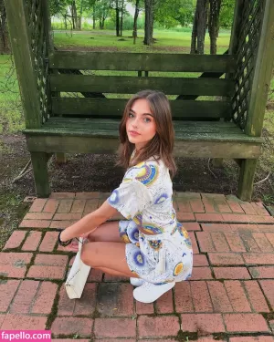 kinsley-wyatt thumbnail #1962547