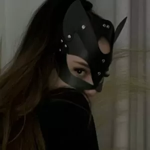 kitty-and-owner thumbnail #3822063