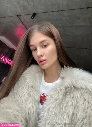 kylie-oftv thumbnail #6075317