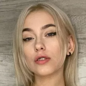 lady-mila-free thumbnail #3685754