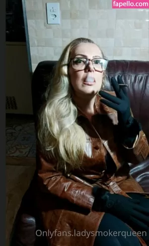 lady-smoker-queen thumbnail #3867996