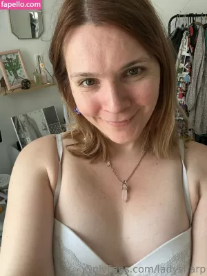 ladysharp thumbnail #3472041