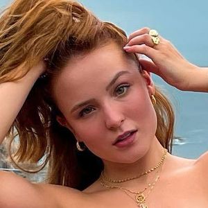 Larissa Manoela-1