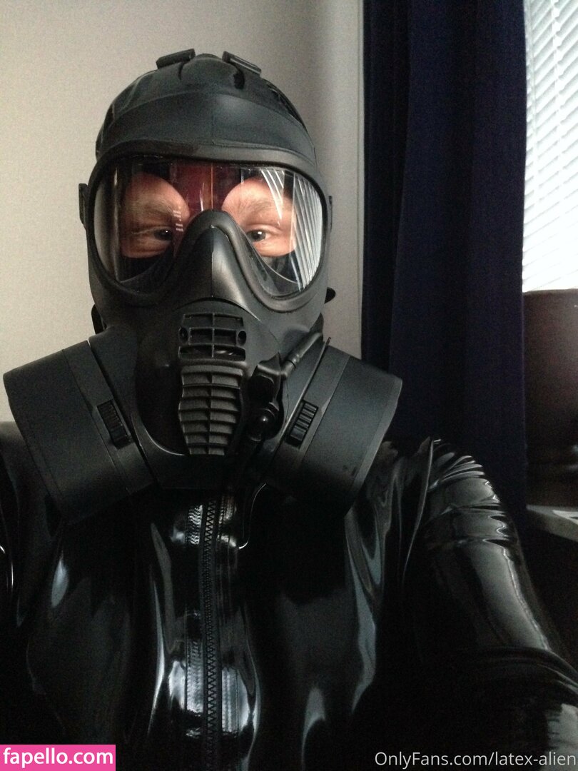 latex-alien-2
