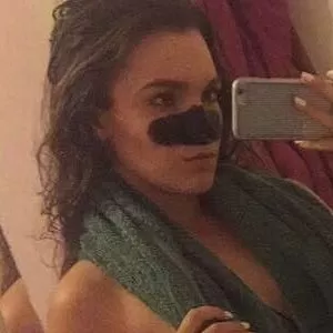 laur-meaden thumbnail #1986072