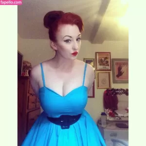laura-dawson thumbnail #3899203