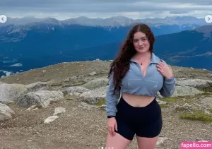 laura-j thumbnail #3417582