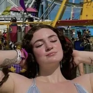 laura-j thumbnail #3417585