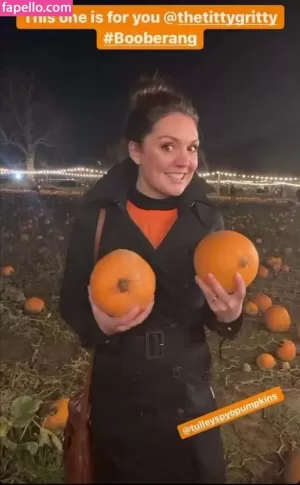 laura-tobin thumbnail #1987071
