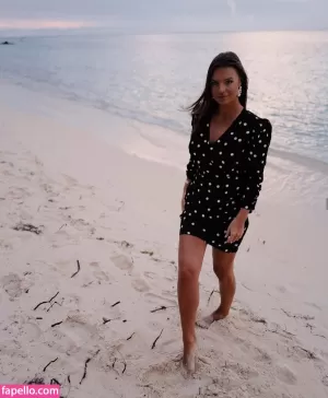 laura-wontorra thumbnail #1987289