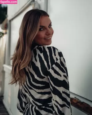 laura-wontorra thumbnail #1987335