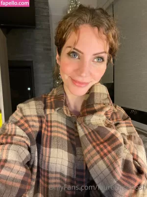 laurelmcintosh thumbnail #3153806