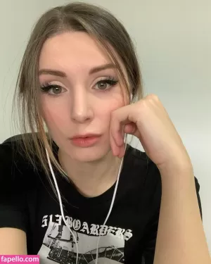 lauren-southern thumbnail #1989037