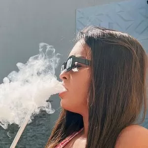 leticia-oliveira07 thumbnail #3430983