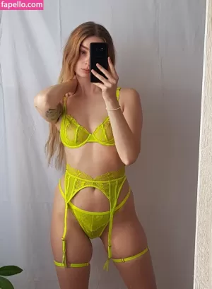 lil-hanne thumbnail #23654