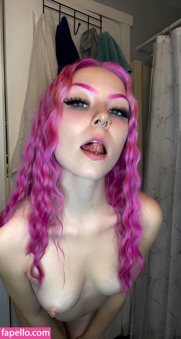Lilith May-3