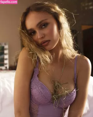 lilly-rose-depp thumbnail #2003386