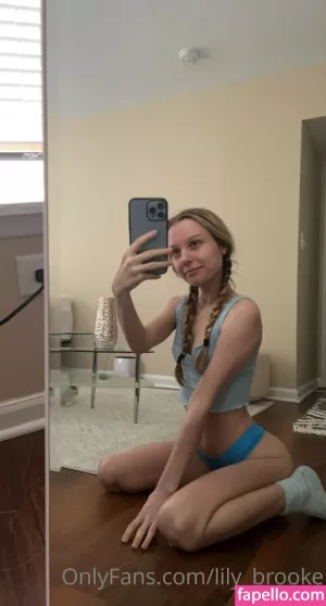 lily-brooke thumbnail #3424722
