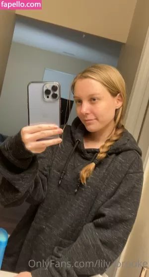 lily-brooke thumbnail #3424721