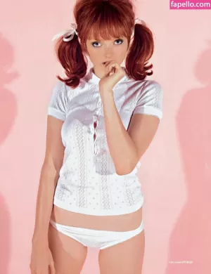 lily-cole thumbnail #2946239