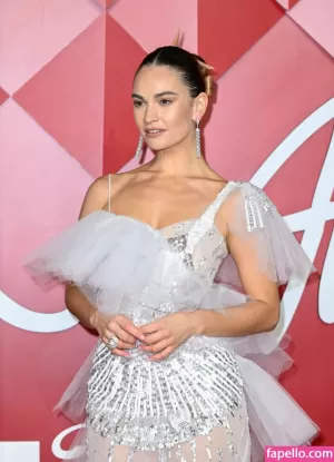 lily-james thumbnail #971726