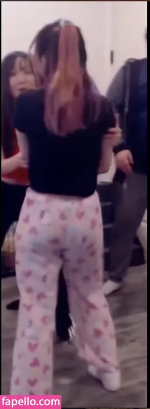 lilypichu thumbnail #478217