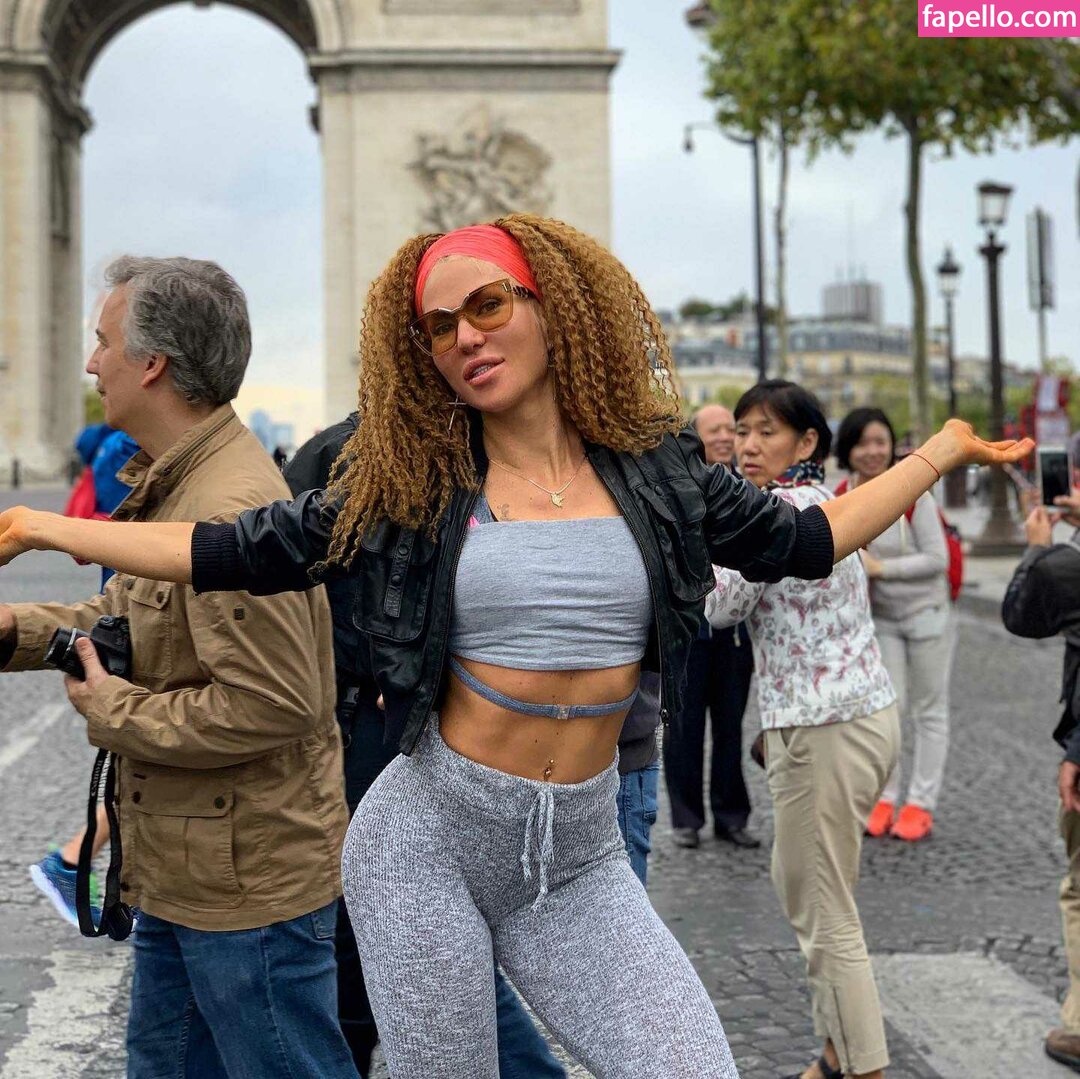 Lina Akindele-3