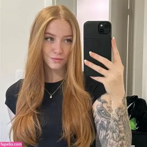 little-miss-red thumbnail #4285384