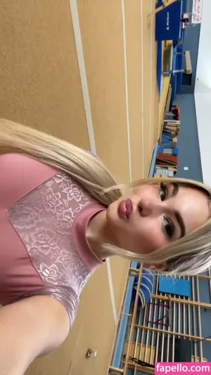 liv-hughes thumbnail #6089702
