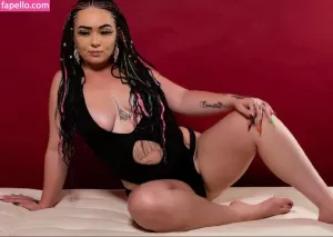 livin-like-sisi thumbnail #5740450