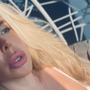 liya-blond thumbnail #2017238