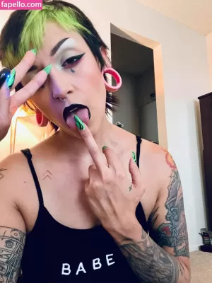 lornylahorny thumbnail #3422508