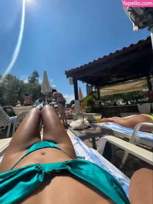 lottie-loves-asmr thumbnail #1452038