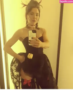 lucrezia-millarini thumbnail #3137347