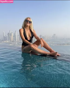 lucy-fallon thumbnail #652801