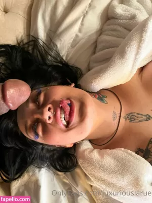 luxuriouslarue thumbnail #3428728