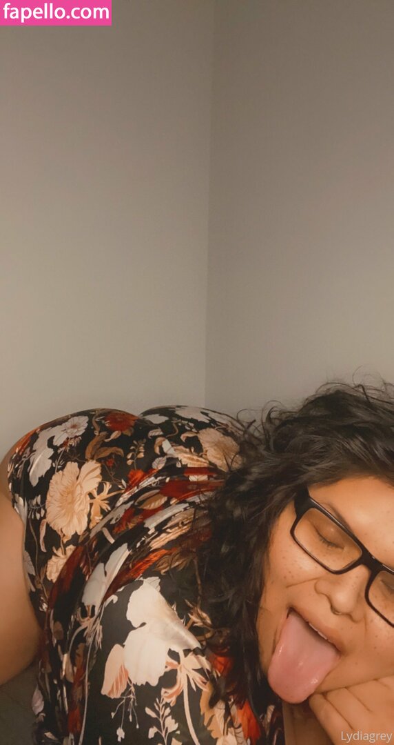 lydiagreyy-2