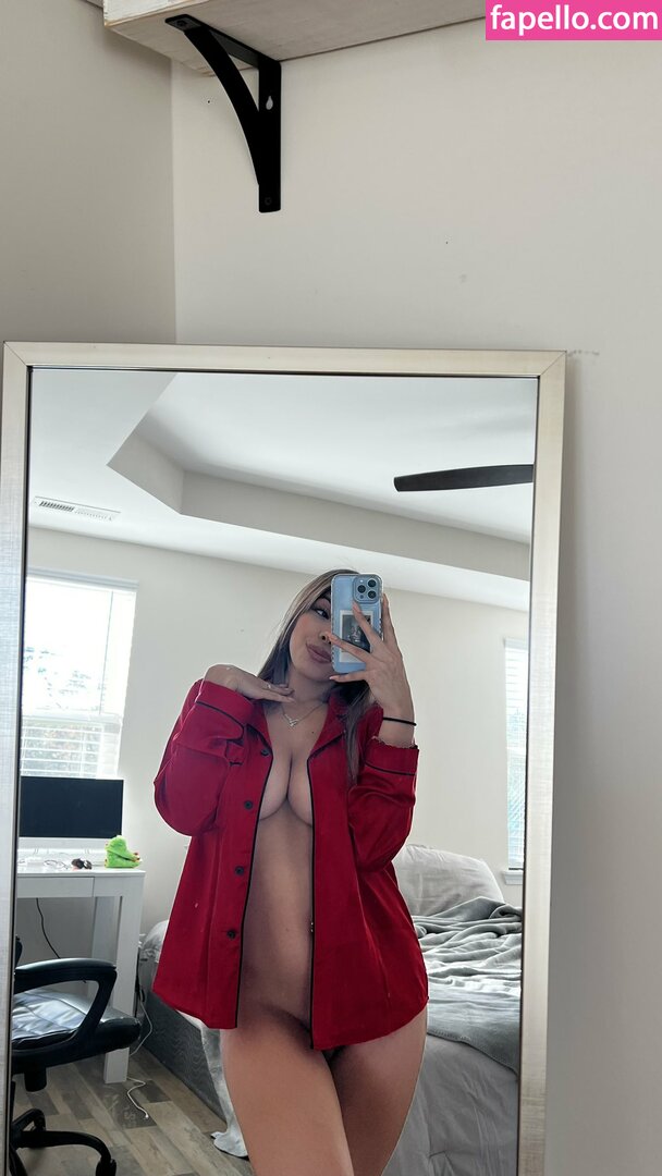 M1lfymomma-2