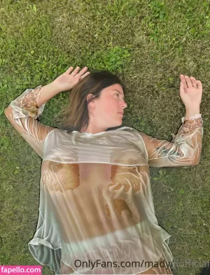 madalina-loana thumbnail #2038225