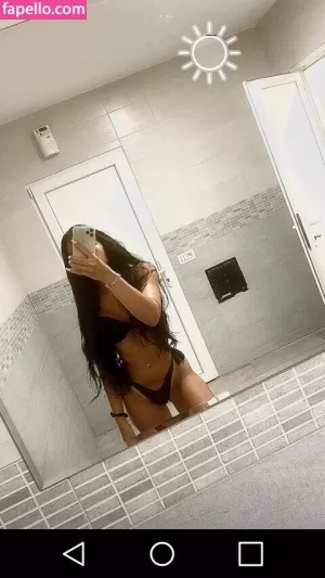 madalina-mates thumbnail #1137412