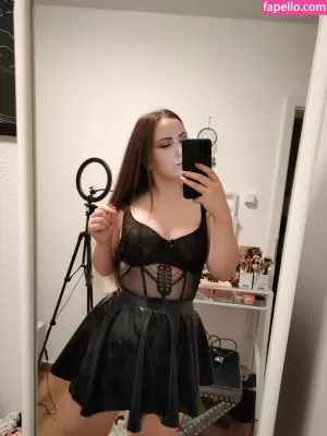 madame-alaska-official thumbnail #3798105