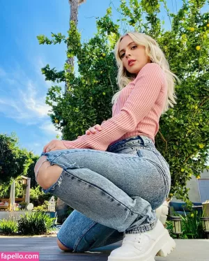 madilyn-bailey thumbnail #2040085