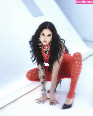 maggie-lindemann thumbnail #1162006