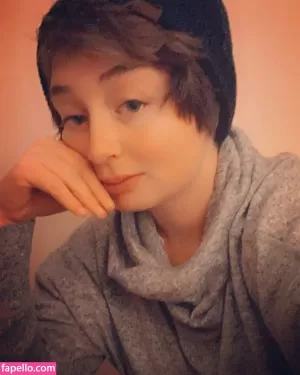 manic-gremlin thumbnail #3424371