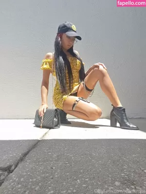 manic-miss thumbnail #2045702