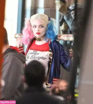 margot-robbie thumbnail #2048092
