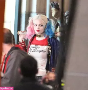 margot-robbie thumbnail #2048094
