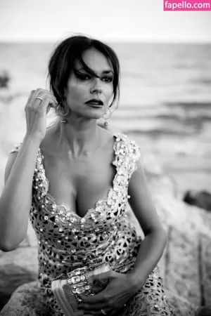 maria-grazia-cucinotta thumbnail #6037340