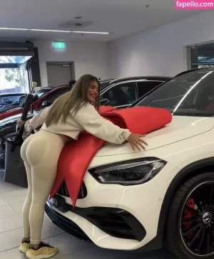 maria-perez thumbnail #1362543