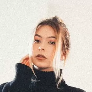 mariepruvost thumbnail #2053715